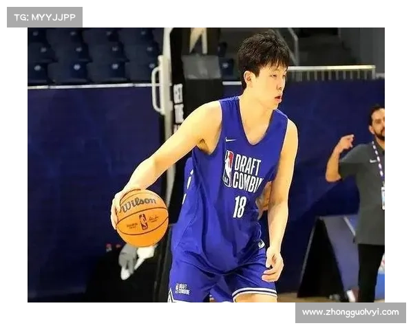 杨瀚森谈NBA与CBA训练差异:前者重视个人技术后者注重团队协作与整体打法 杨瀚森谈NBA与CBA训练差异:前者重视个人技术后者注重团队协作与整体打法